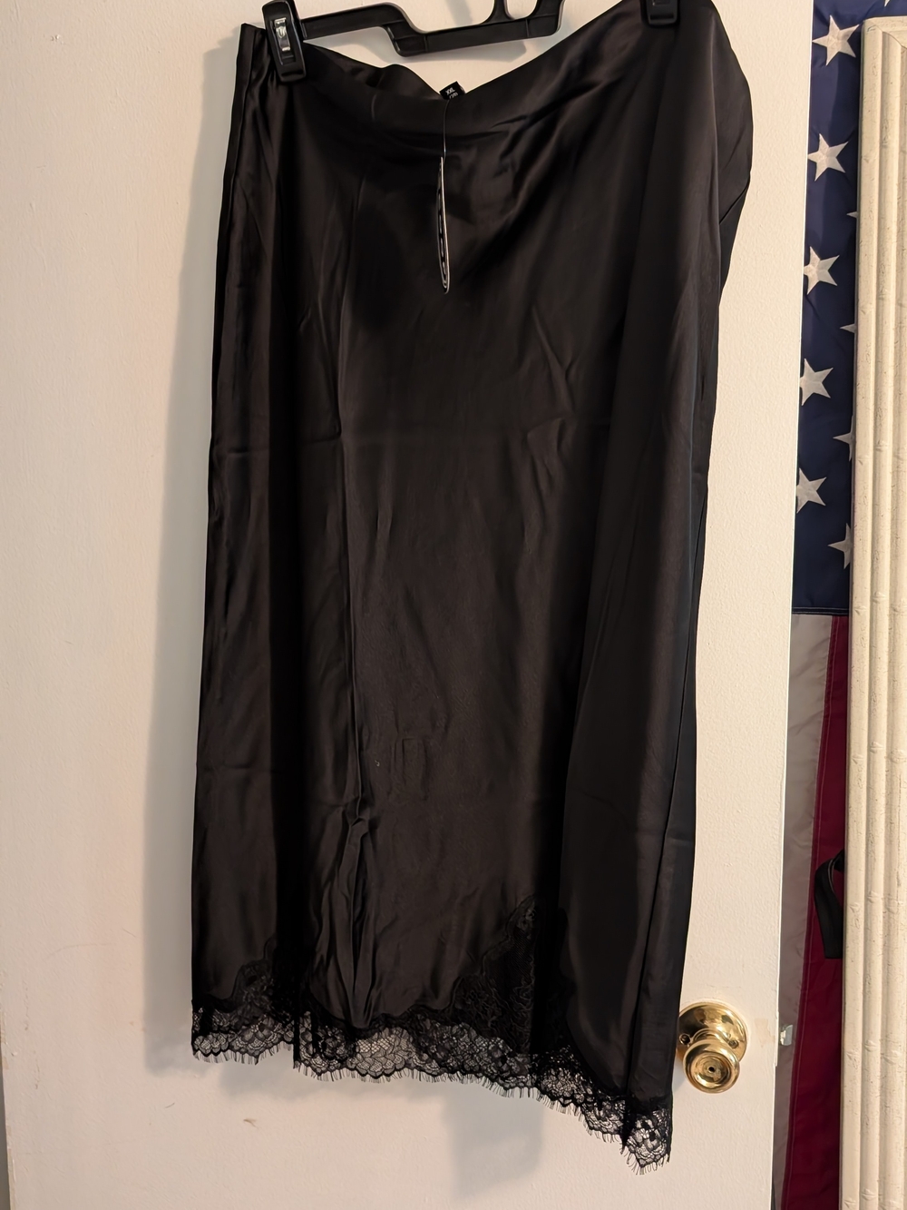 Women’s Black Midi Slip Skirt with Lace Trim